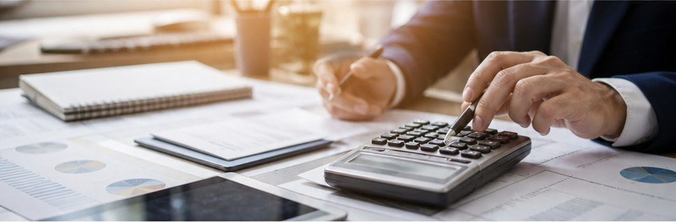 Calculator and payroll reports used for CIS deduction calculations